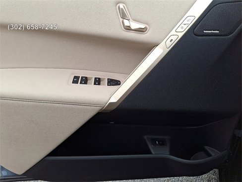 Used 2026 BMW iX xDrive60 image 11
