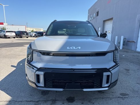 New 2026 Kia EV9 GT-Line image 2