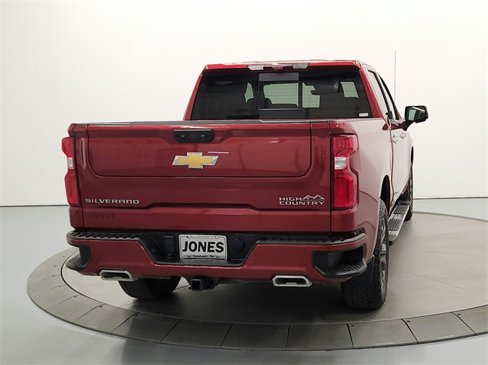 Used 2025 Chevrolet Silverado 1500 High Country w/ Technology Package image 7