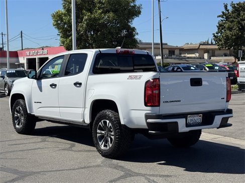 Certified 2022 Chevrolet Colorado Z71 image 2