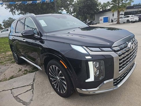 Used 2024 Hyundai Palisade Calligraphy image 4