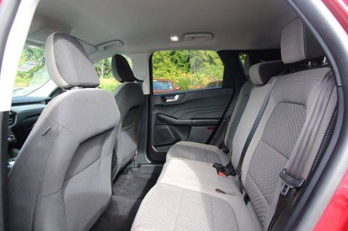 Used 2021 Ford Escape SE image 27