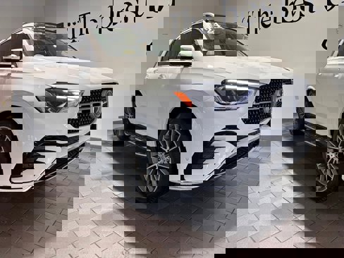Certified 2024 Mercedes-Benz GLE 450e 4MATIC image 1