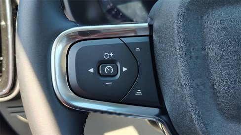 New 2026 Volvo XC40 B5 Plus w/ Climate Package image 17