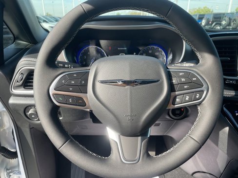 New 2026 Chrysler Pacifica Select image 19