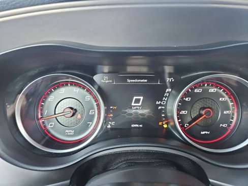Used 2023 Dodge Charger SXT image 9