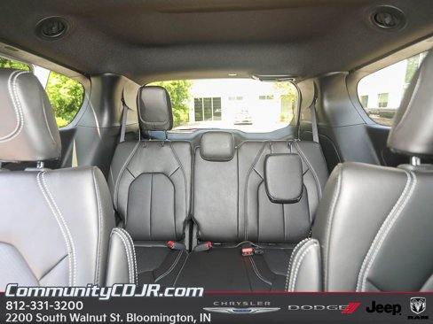 New 2025 Chrysler Voyager LX image 21