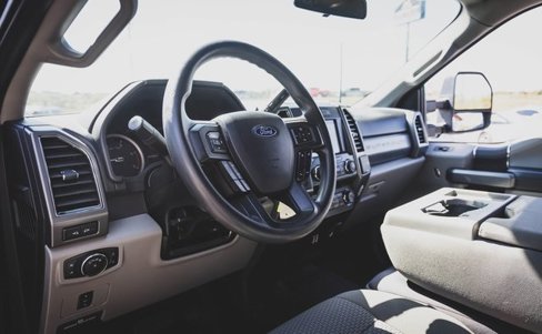 Used 2019 Ford F250 XLT w/ XLT Value Package image 2