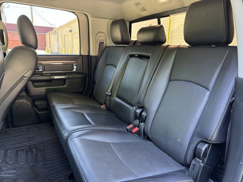 Used 2018 RAM 2500 Laramie w/ Sport Appearance Group image 21
