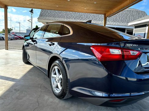 Used 2017 Chevrolet Malibu LS image 10