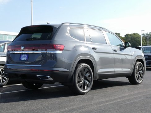 New 2026 Volkswagen Atlas SE image 3