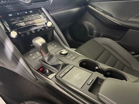 Used 2025 Lexus IS 500 image 23