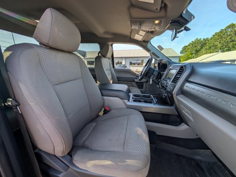 Used 2022 Ford F350 XLT w/ Black Appearance Package image 46
