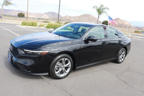 Certified 2023 Honda Accord EX image 4