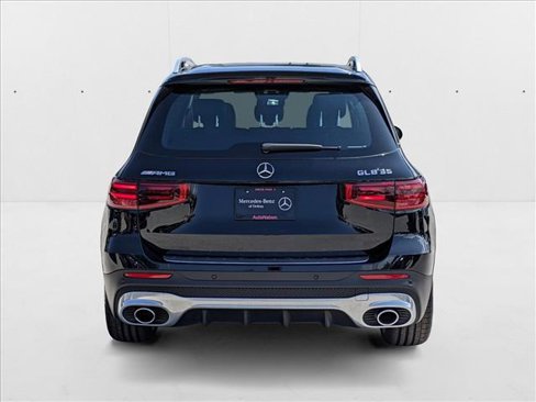New 2024 Mercedes-Benz GLB 35 AMG 4MATIC image 7