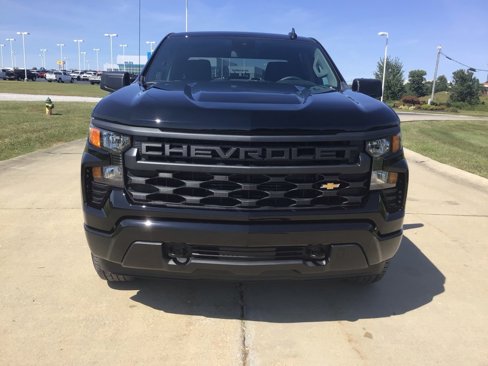 New 2026 Chevrolet Silverado 1500 Custom image 2