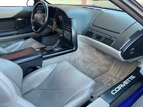 Used 1994 Chevrolet Corvette Convertible image 11