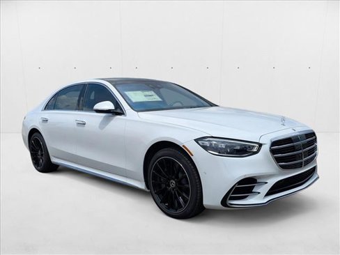 New 2026 Mercedes-Benz S 580 4MATIC Sedan image 3