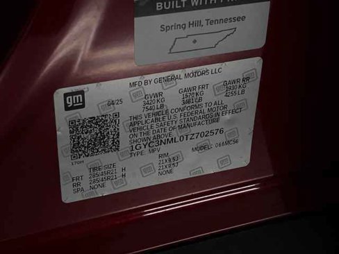 New 2026 Cadillac Vistiq Sport w/ LPO, Floor Liner Package image 36