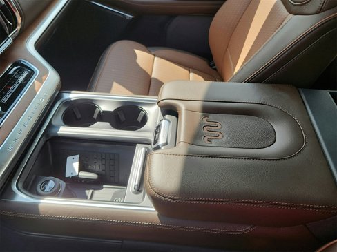 New 2025 Ford Expedition Max King Ranch image 15