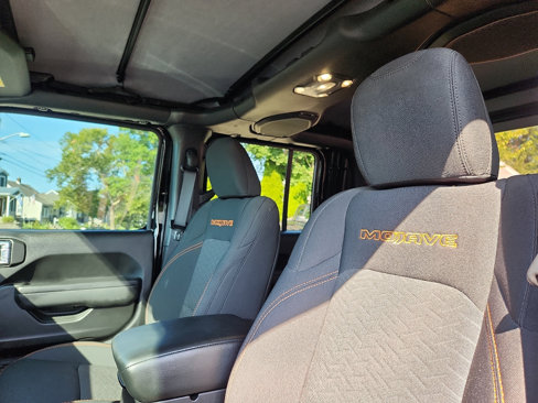 Used 2023 Jeep Gladiator Mojave w/ Cold Weather Group image 23