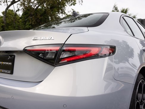 New 2025 Alfa Romeo Giulia AWD image 40