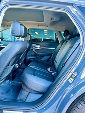 Used 2024 Audi Q8 e-tron Premium image 16
