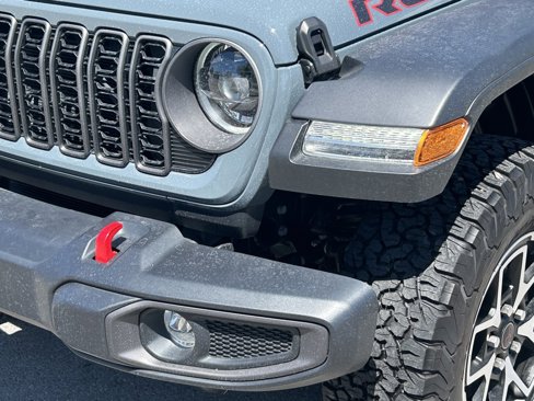 Used 2024 Jeep Wrangler Unlimited Rubicon w/ Safety Group image 9