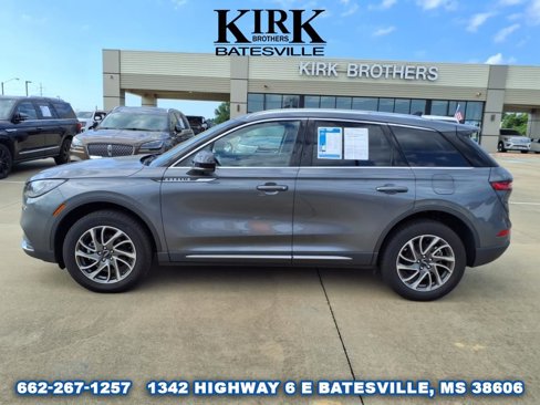Used 2022 Lincoln Corsair FWD w/ Equipment Group 101A image 2