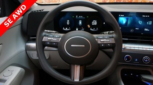 Used 2024 Hyundai Kona SE image 12