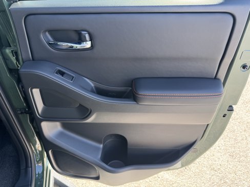 New 2025 Nissan Frontier PRO-4X w/ Pro Premium Package image 30