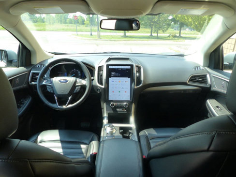 Used 2024 Ford Edge SEL image 37