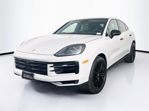 Used 2025 Porsche Cayenne Coupe image 1