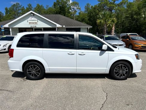 Used 2019 Dodge Grand Caravan GT image 4
