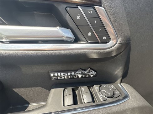 New 2026 Chevrolet Silverado 1500 High Country w/ Technology Package image 24