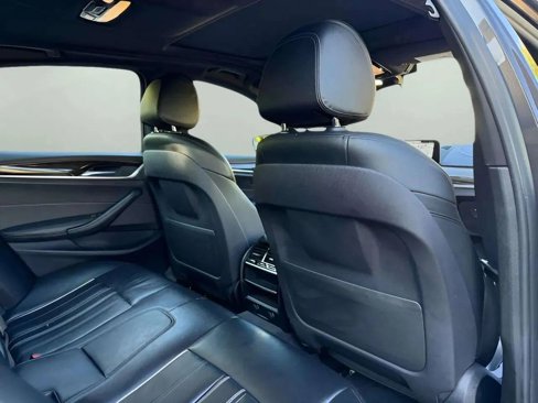 Used 2018 BMW 540i xDrive image 27