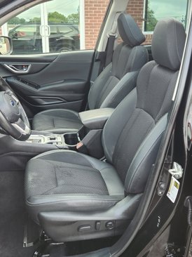 Used 2023 Subaru Forester Premium image 14