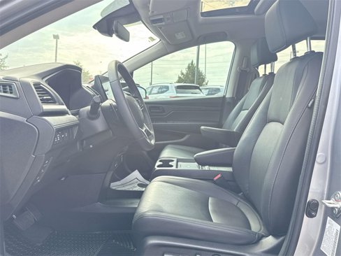 Used 2025 Honda Odyssey EX-L image 10
