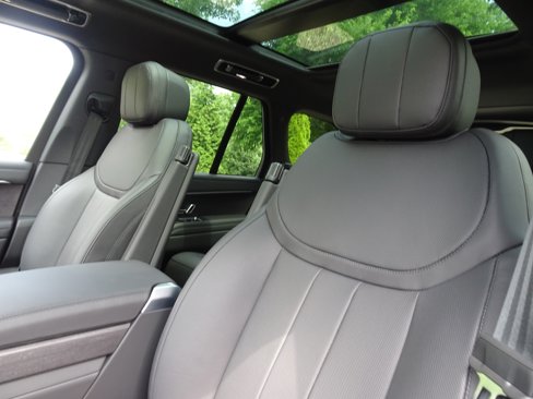 New 2025 Land Rover Range Rover SE image 20