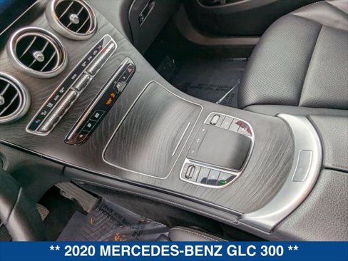 Used 2020 Mercedes-Benz GLC 300 image 18