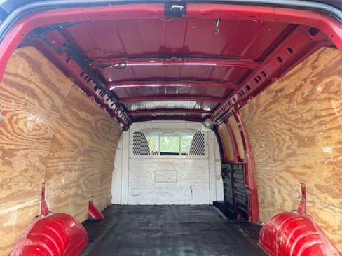 Used 2014 Chevrolet Express 3500 Extended image 17