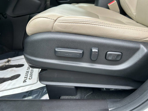 Used 2016 Honda CR-V Touring image 21