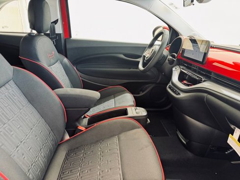 New 2024 FIAT 500 e (RED) image 24