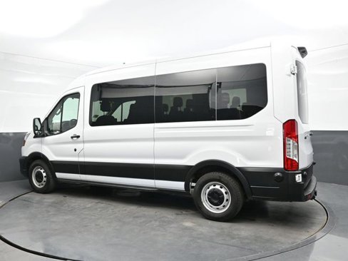 Used 2024 Ford Transit 350 XL image 4