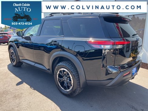 New 2025 Nissan Pathfinder Rock Creek image 9