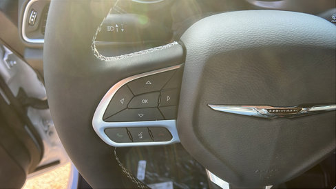 New 2025 Chrysler Pacifica Select image 23