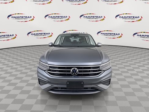 Used 2024 Volkswagen Tiguan Wolfsburg Edition image 3