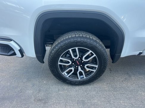 New 2026 GMC Sierra 1500 AT4 w/ AT4 Premium Package image 8