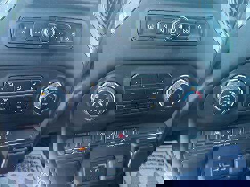 Used 2022 Chevrolet Silverado 1500 Custom image 29