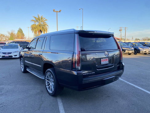 Used 2015 Cadillac Escalade ESV Luxury image 5